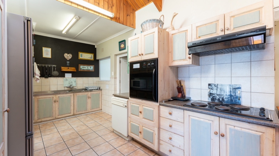5 Bedroom Property for Sale in Sunny Seas Estate Western Cape